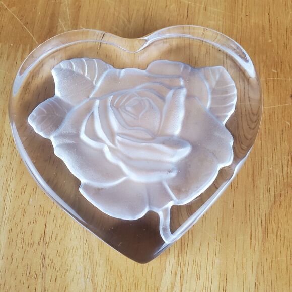 Silvestri Crystal Etched Rose Glass Paperweight - Picture 1 of 7